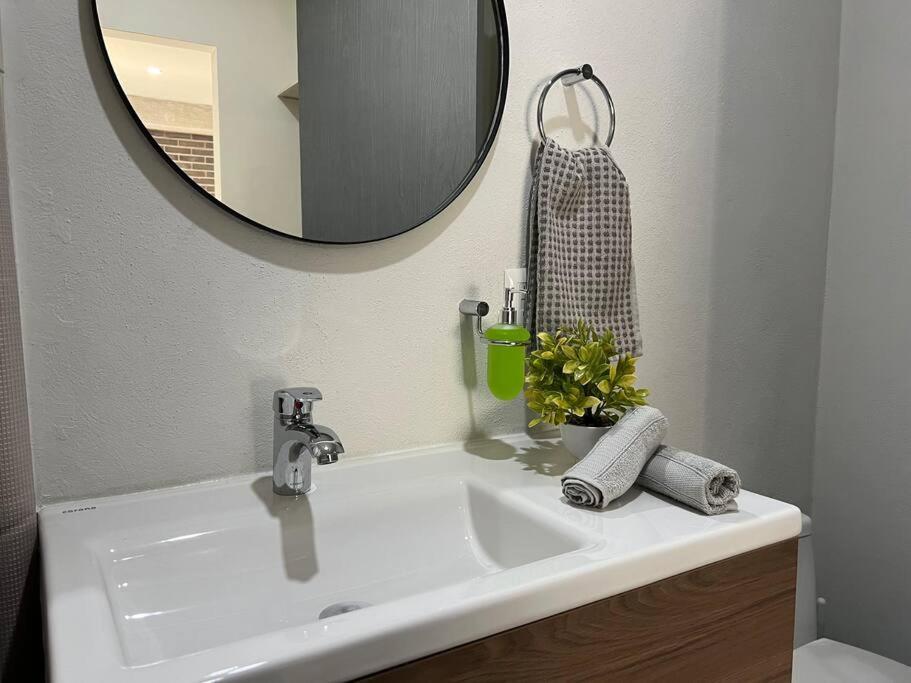Depa Boho Al Sur Pet Friendly Piscina Gym Sala De Cine Apartment Guadalajara Exterior photo